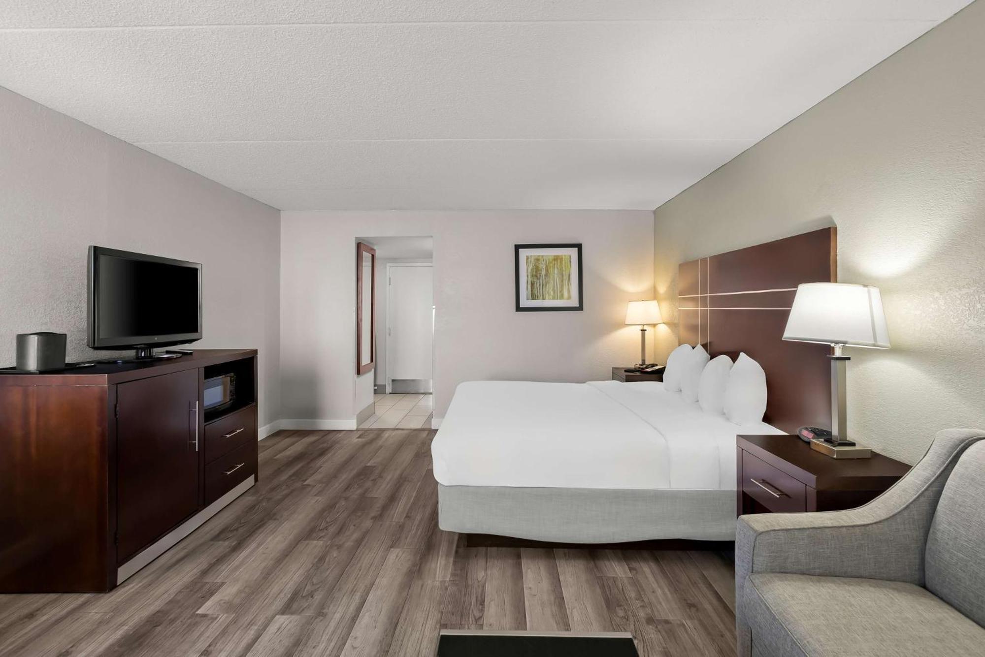Best Western Luxbury Inn Fort Wayne Exterior foto